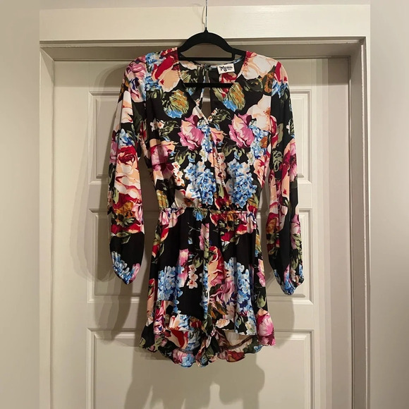 Show Me Your Mumu Floral Romper - Picture 1 of 9